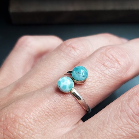 Size 9 Sterling Silver Cool Double Larimar Stones Ring - Picture 2 of 7